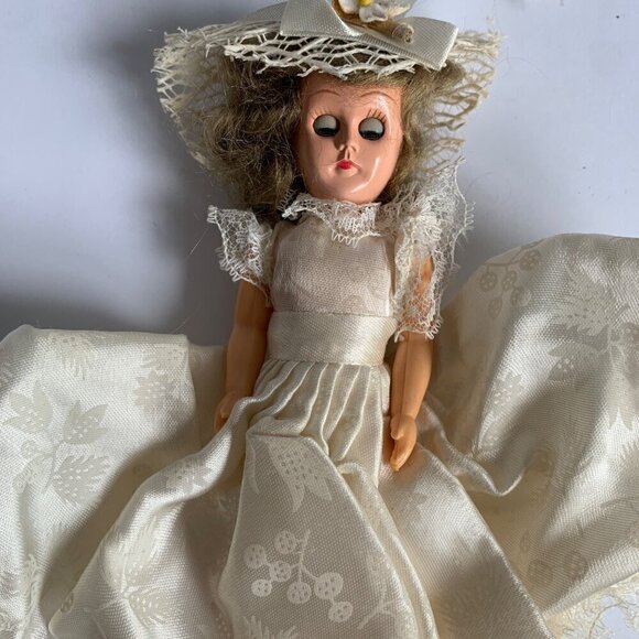 Vintage Hard Plastic Doll White Dress from Candy Box - Picture 2 of 3